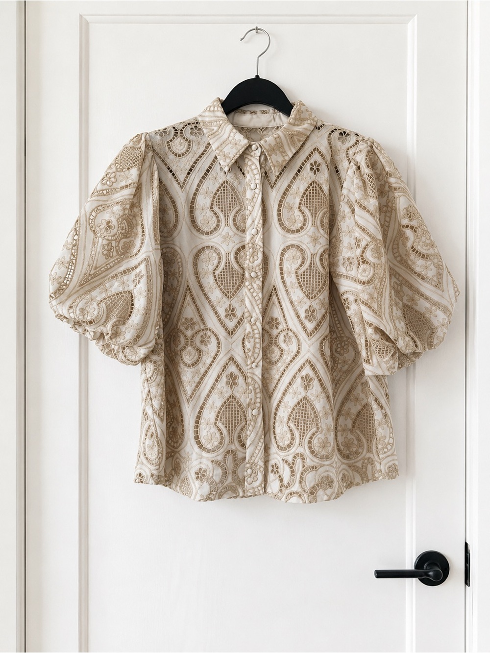 Women’s Cream Paisley Puff-Sleeve Button-Up Top